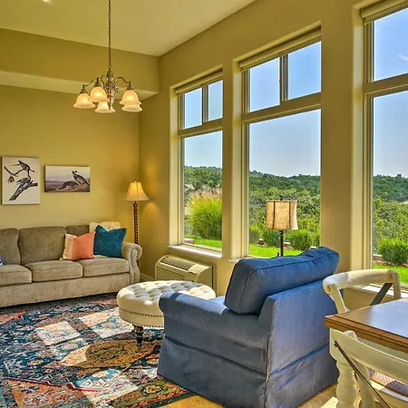 Branson Condo With Table Rock Lake Views, Near Strip